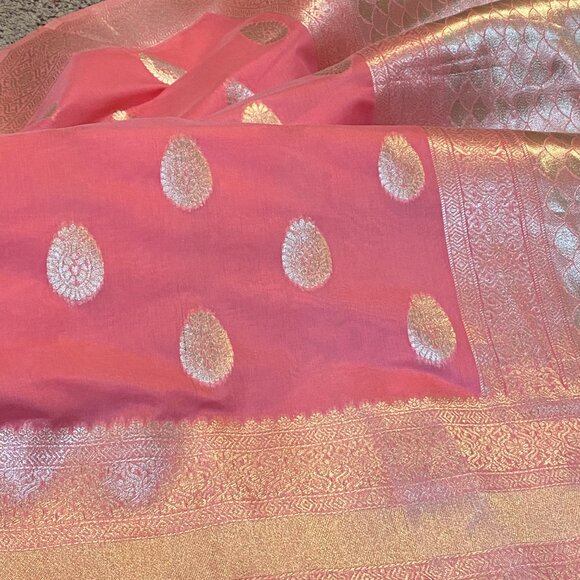 Soft Banarasi Saree in Pastel Pink with Rich Zari Border & Pallu Boutique - Picture 4 of 15